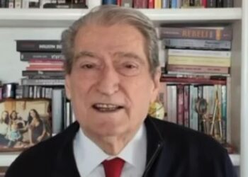 Rama fshehu kritikat e marra në Bruksel dhe sulmoi Gjermaninë –