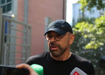 Ndalo Call Center-at, vëllai juaj i përfshirë! –