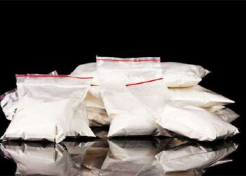 Dy shqiptarë arrestohen në Angli për trafik kokaine dhe dokumente false –