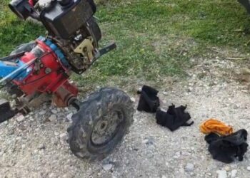 E rëndë, i riu humb jetën pasi mjeti bujqësor i kalon sipër trupit –