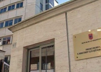 Sekuestrohet ‘Garffs Construction’ e Daniel Shimës, 2 të arrestuar dhe 3 zyrtarë të pezulluar për “letrat” e truallit –