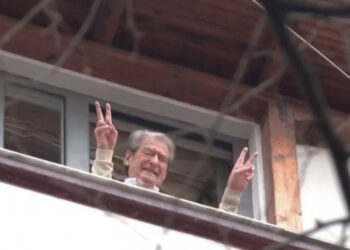 “Arresti shtëpiak”, Kushtetuesja i dha të drejtë Berishës, zbardhet vendimi