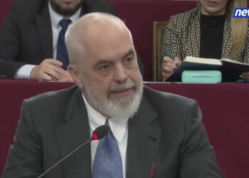 Korçë-Ersekë, vlerë e shtuar; Qukës-Qafë Plloçë, gropë… –