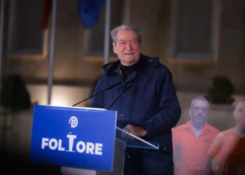 Shkoi në Gjermani pa demokratë –