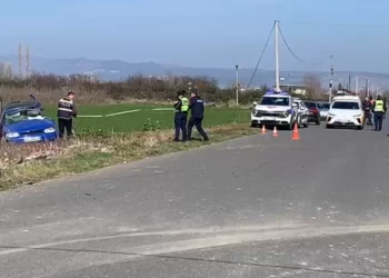Aksident në aksin Shënkoll-Rrilë, një person i plagosur rëndë niset drejt Traumës –