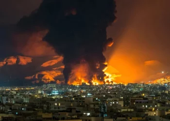 Irani godet Katarin, përfshihet nga flakët impianti më i madh i gazit, autoritetet: Dëme të mëdha –