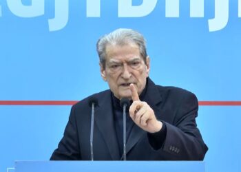 Ergys Agasi është parë duke shkuar në Surrel, së shpejti do t’i hiqet edhe masa e arrestit –