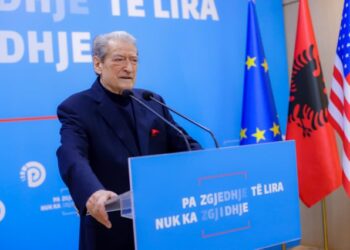 Beteja jonë do të shtrihët në gjithë Shqipërinë deri në largimin e kësaj bande hajdutësh –