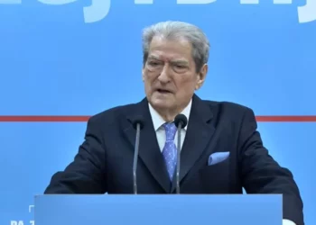 Adriana Kalaja është kërcënuar me jetë pasi denoncoi Ramën dhe bashkëshorten e tij –