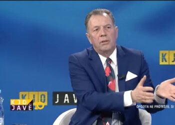 Ja çfarë duhet të bëjë opozita, kurse Berisha… –