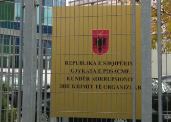 Shkelje në tenderin mbi 2.2 mld lekë të ARRSH, GJKKO pushon akuzat ndaj 6 ish-zyrtarëve –