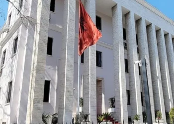 Ia bllokoi SPAK, Belinda Balluku kërkon pasaportën në Gjykatën e Lartë, hidhet shorti për rekursin –