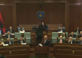 Kushtetuesja rrëzon dekretin e Osmanit për shpërndarjen e Parlamentit, rinis zgjedhja e Presidentit –