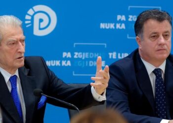 Dy drejtues të degëve në Krujë përplasen me Nokën në selinë e PD, ndërhyn Berisha –