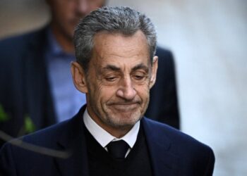 Nicolas Sarkozy paraqitet në Gjykatën e Apelit, ish-presidenti francez rrezikon 10 vite burg –