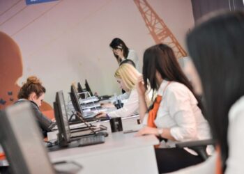 Varfëria, OSHEE u kthehet skemave për pagesë me këste të borxheve të familjarëve –