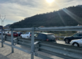 Fundjavë me trafik të rënduar/ Kolona kilometrike automjetesh në aksin Tiranë–Elbasan –