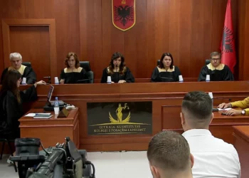 rrëzohen 13 kërkesa për rikthim në drejtësi –