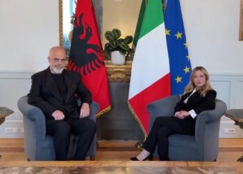 Vizita zyrtare në Itali, Rama dhe Meloni zhvillojnë takim të mbyllur, nesër drejt Barcelonës –