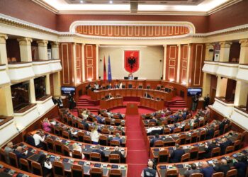 Kuvendi/ Sot interpelance me ministrin për emërimin e Hitës, thirret edhe Rama për AKEP-in –