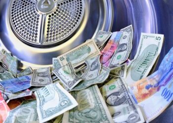 Pastrimi i parave në Shqipëri arriti rekordin e 10 viteve të fundit, skemat e përdorura –