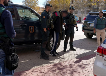 “Skema e vinçit” në Spanjë, kërkohen 55 vjet burg për 8 shqiptarët që grabisnin bankomatët –