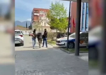 Në kërkim nga drejtësia italiane, ndalohet 51-vjeçari në Tiranë –