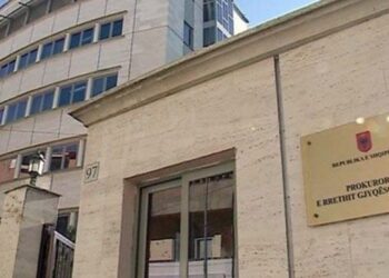 Operacion i Prokurorisë në Tiranë, goditen 3 Call Center-a, disa të arrestuar –