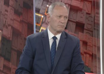 Mes muxhahedinëve të MEK ka të rekrutuar… –