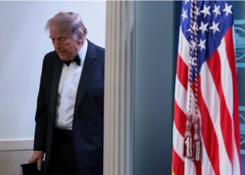 “Incidenti nuk më ndal” – Trump reagon pas sulmit, mesazh i fortë për Iranin –