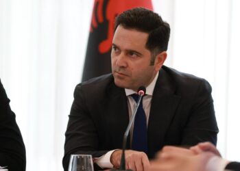 Me çmimi faktik 233 l/litri, u ul me 9.5 lekë! –