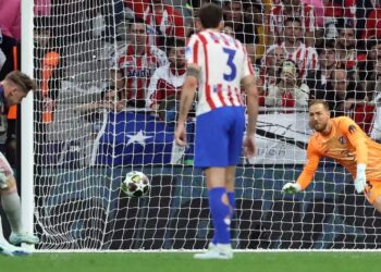 Gjysmëfinalja e penalltive, gjyqtari akordon të tretën, por VAR-i shpëton Athletic (VIDEO) –