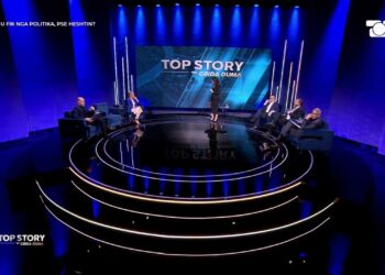 Fute ti, dil përjashta –