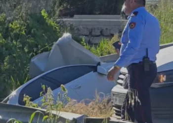 Fier, makina përplas për vdekje një person që lëvizte me biçikletë –