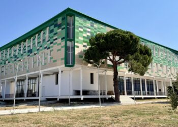 Shkeljet në tendera me vlerë 1 mln euro, SPAK dërgon për gjykim 6 zyrtarë të Bashkisë Divjakë –