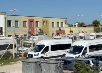Çfarë po ndodh në paraburgimin e Vlorës? Forcat operacionale kontroll të befasishëm –