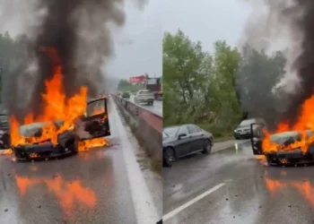 Përfshihet nga flakët makina në autostradën Durrës-Tiranë –