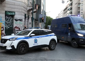 Shantazh me 200 mijë euro, 2 shqiptarë dhe një grek në pranga, hetimet zbardhin rrjetin –