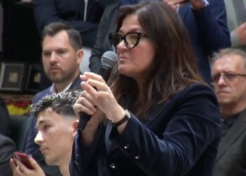 Jeni shumë larg realitetit, nuk erdha për të dëgjuar politikanët, por ju të na dëgjoni neve –