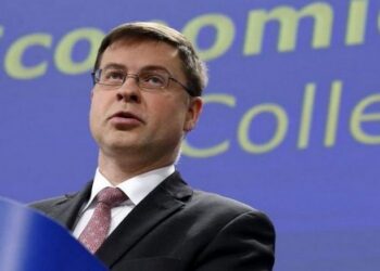 Lufta në Lindjen e Mesme/ Komisioneri i BE propozon taksën e fitimit të tepërt për kompanitë e naftës –