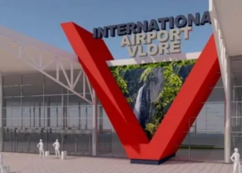 Përplasjet mes dy shoqërive/ Gjykata e Lartë rikthen kompaninë e Pacollit në Aeroportin e Vlorës –