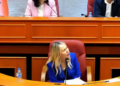 “Me shkarkoni, të bie dhe unë rehat”/ Ristani ‘shpërthen’ gjatë debatit në Këshillin Bashkiak –