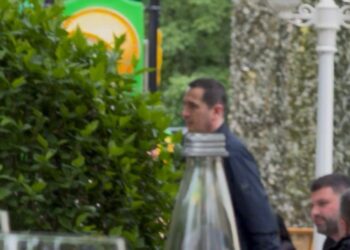 Festa familjare bën bashkë Klodian Brahon dhe Joni Ketën, drejtuesit e SPAK dhe BKH-së –