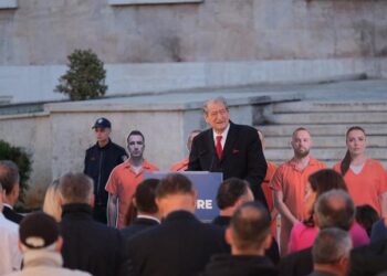 8 maji do jetë protestë kundër Ramës, po kërcënon ëndrrën evropiane –