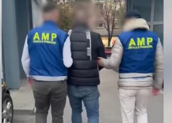 Gardisti mori 20 mijë euro për transferimin e një të dënuari nga Turqia, ja sa e dënoi GJKKO –