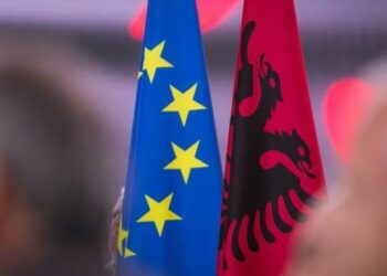 Mos ndërhyni në punën e drejtësisë –