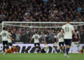 Kualifikime me përmbysje, Freiburg dhe Aston Villa në finale –