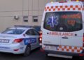 Lëndohet gjatë përplasjes me makinë, babai i ministres në Traumë –
