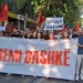 E drejta e gjuhës shqipe/ Të rinjtë marshojnë drejt Ambasadës maqedonase, në mbështetje të studentëve në RMV –