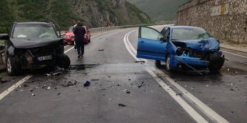 Rrugët e përgjakura të Shqipërisë, aksidentet shënuan rritje në periudhën janar-prill –